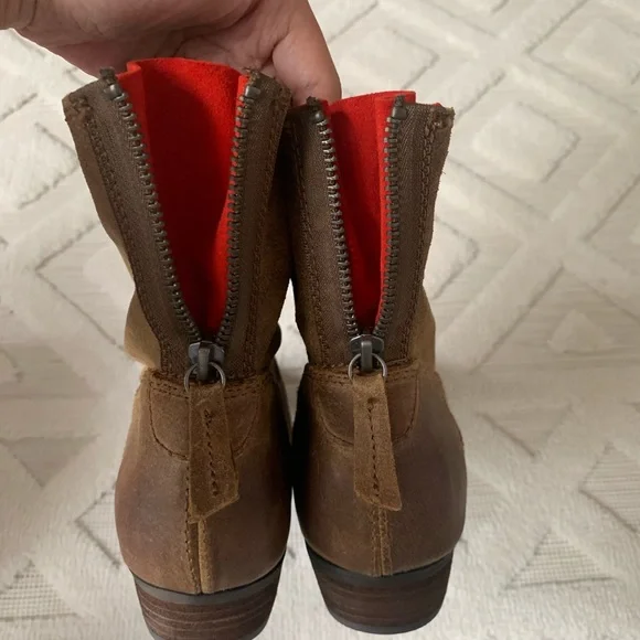 Dolce Vita Marce Boots - Picture 6 of 6